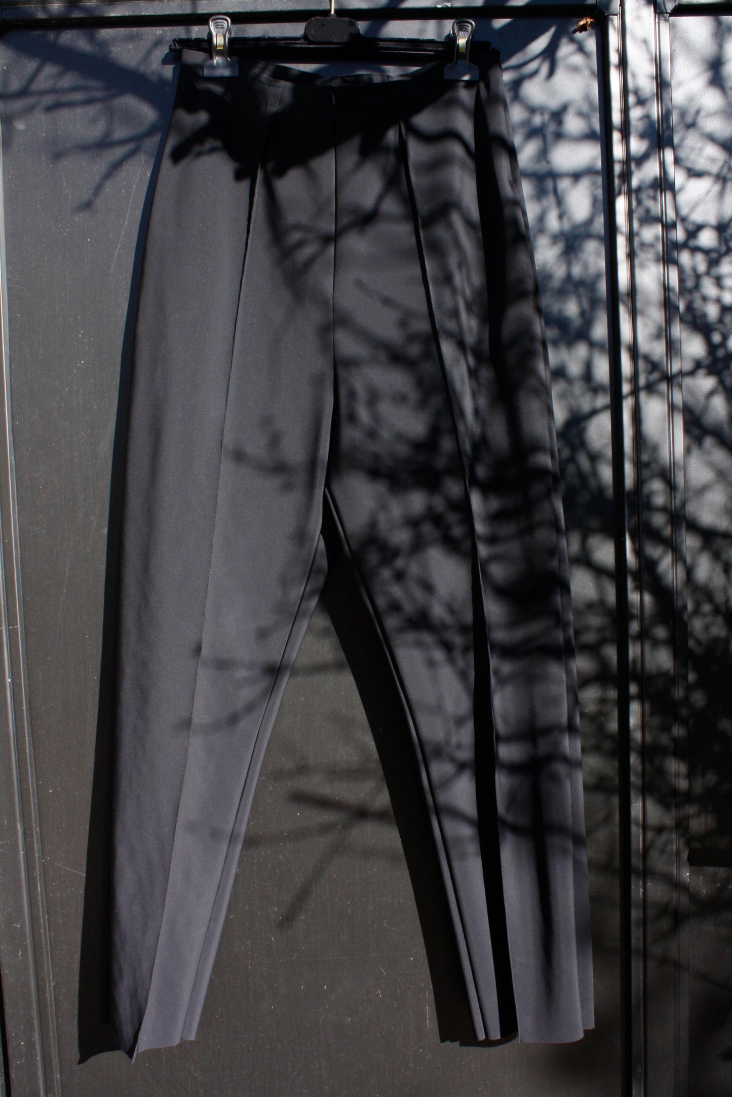  loose fit tappered leg pants featuring breathable fabric clothing and low-maintenance sustainable apparel.